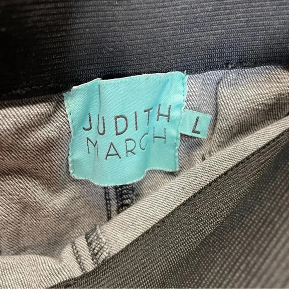 Judith March Bell Bottom Pull On Embroidered Jeans - Picture 2 of 7